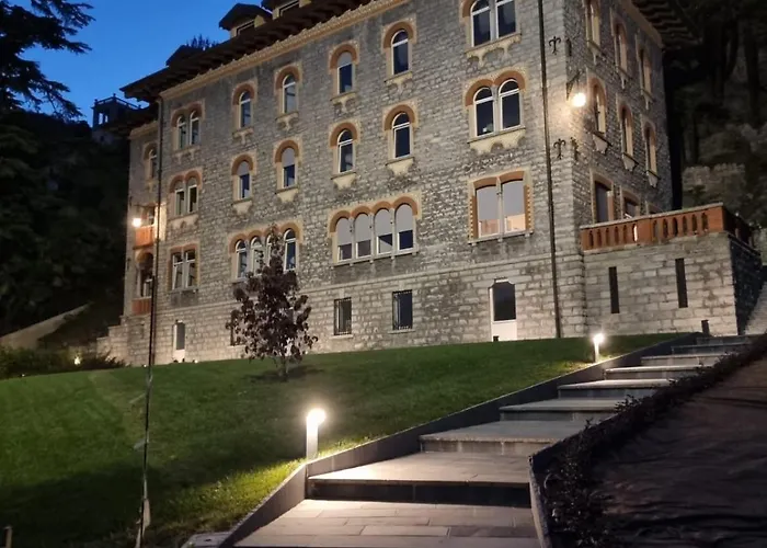 Lavinia -